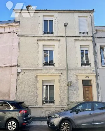Immeuble 204 m² 
