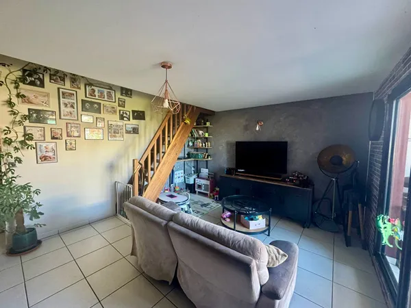 Appartement T4 Duplex + 2 parkings à SAINT GILLES LES BAINS 