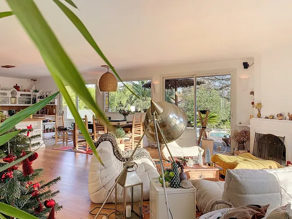 Villa coup de coeur, oasis de charme de 210 m2 à la Négresse 