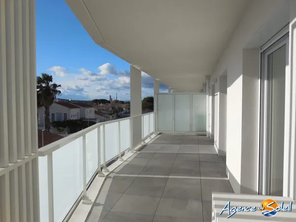 Appartement T3 avec terrasse + garage 