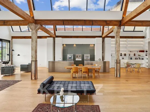 Loft d'architecte avec vue sur la Saône 