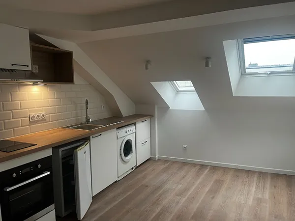 A louer Appartement coup de coeur avec coin chambre ANGERS CENTRE VILLE 