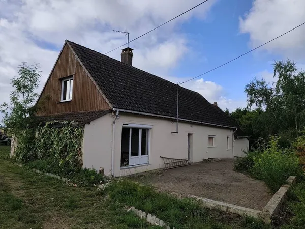 Maison au calme à Rouvres-les-Bois 
