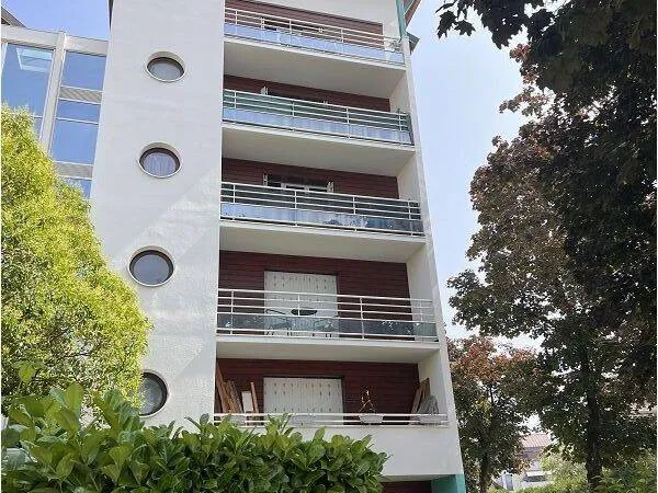 Studio 1 pièce 21 m² 