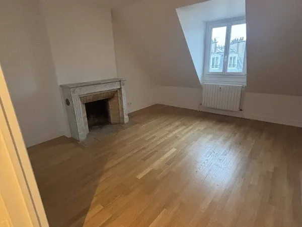 Appartement 5 pièces 161 m² 