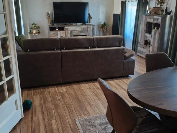 Rare F4 107 m² dernier étage - Terrasse, garage, charme et lumière 