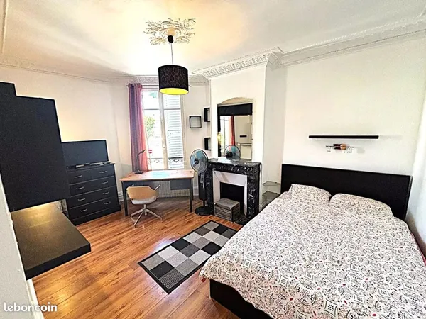 Studio Meublé 25,84 m² - Centre Fontainebleau 
