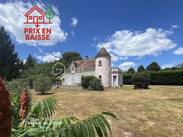 Propriété de charme avec parc arboré et piscine 