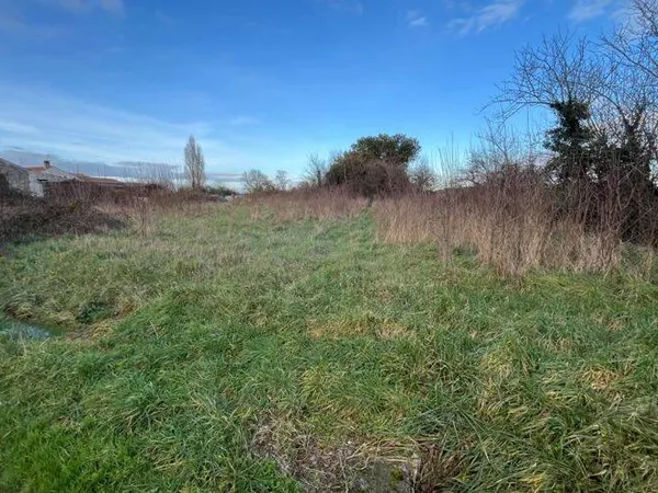 Terrain constructible 1390 m² 