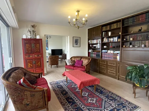 Appartement 7 pièces 150 m² 
