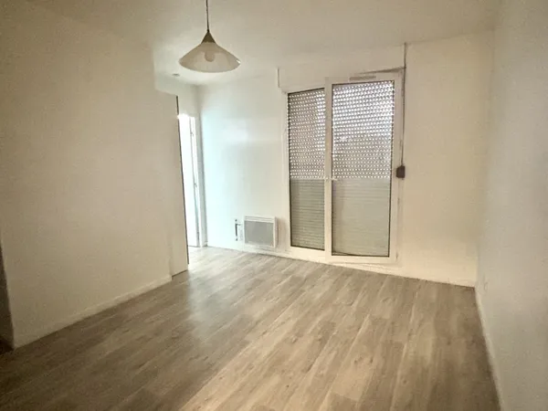 Appartement T2 avec balcon dans résidence sécurisée 