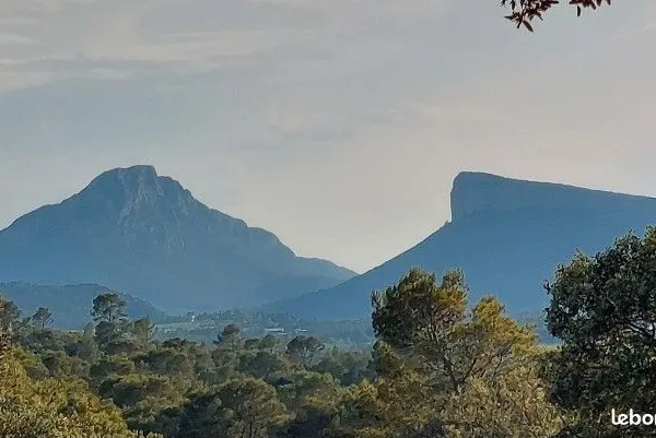 Terrain de loisirs 