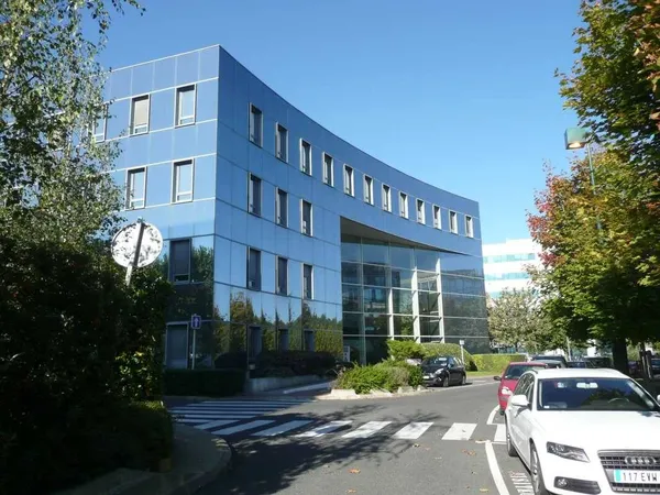 Bureaux 2995 m² 
