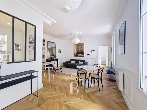 Le service location de la Maison BARNES vous présente ce bien : 