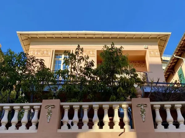 Villa Belle Époque aux portes de Monaco 