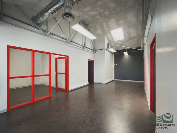 Bureaux 94 m² 