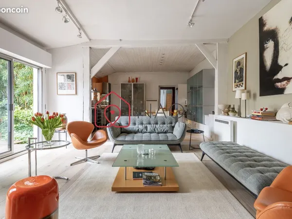 Maison 5 pièces 228 m² 