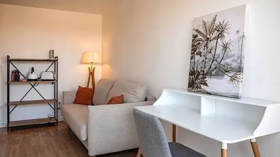 Studio 1 pièce 18 m² 