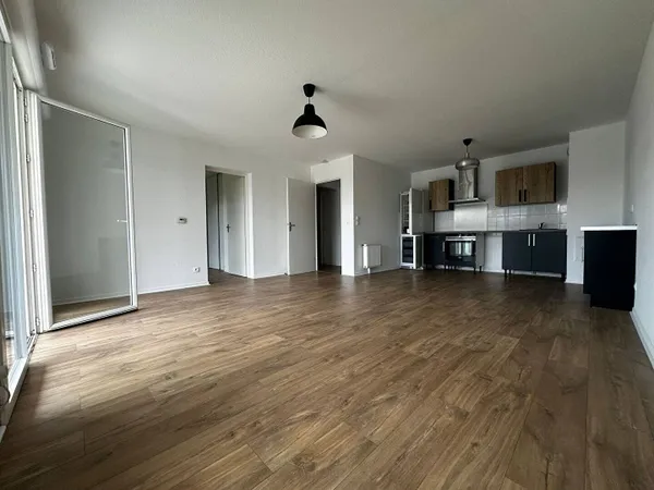 Appartement 4 pièces 80 m² 