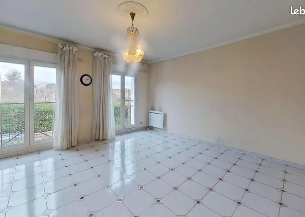 Appartement 4 pièces 81 m² 