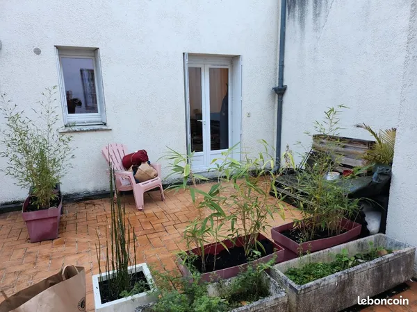 APPARTEMENT Bordeaux centre meublé 
