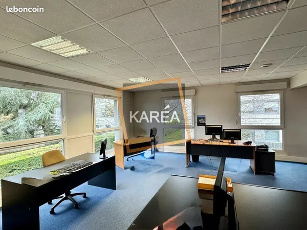 Bureau 160 m² 