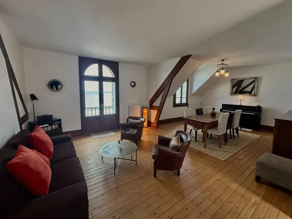 Appartement 6 pièces 120 m² 