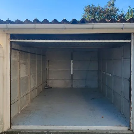 Box , garage securise centre ville blagnac 