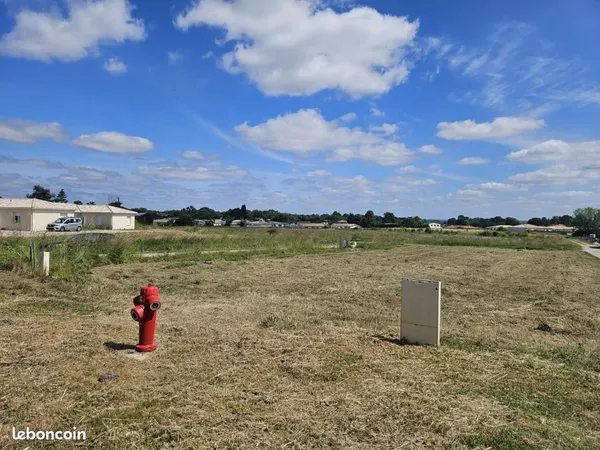 Terrain 570 m² Martillac 