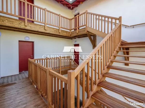 Appartement 4 pièces 81 m² 