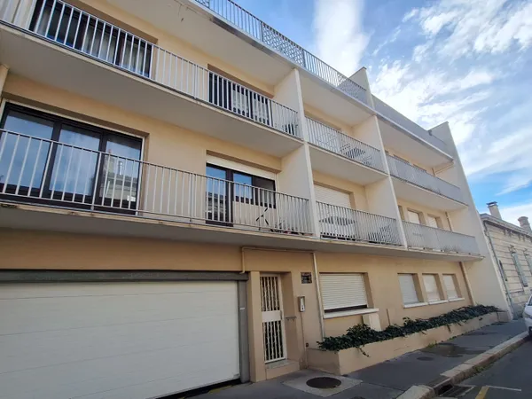 Appartement T2 44 m² avec balcon et cave - Bordeaux Nansouty/Bergonié 