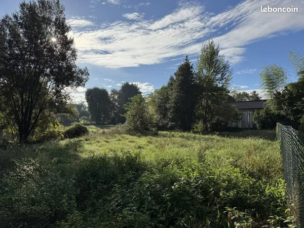 Terrain 713 m² Bizanos 