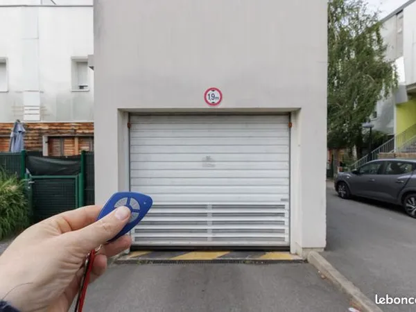 Parking - Garage Location Marcoussis   53€