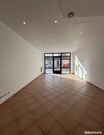 Bureau 2 pièces 37 m² 