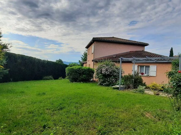 Maison 7 pièces 170 m² 