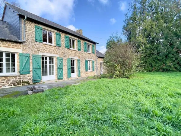 Proche MAYENNE, en campagne 