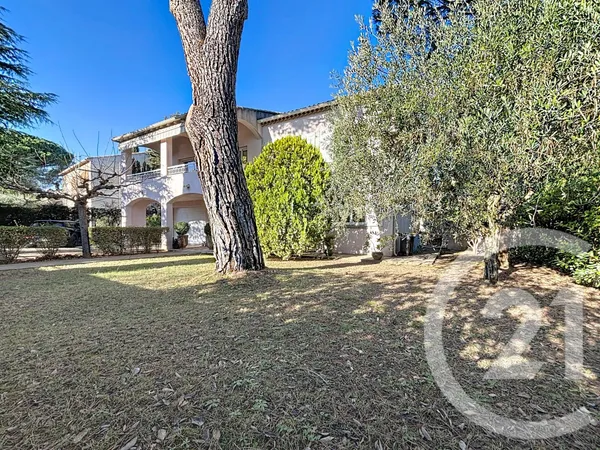 Maison 6 pièces 174 m² 