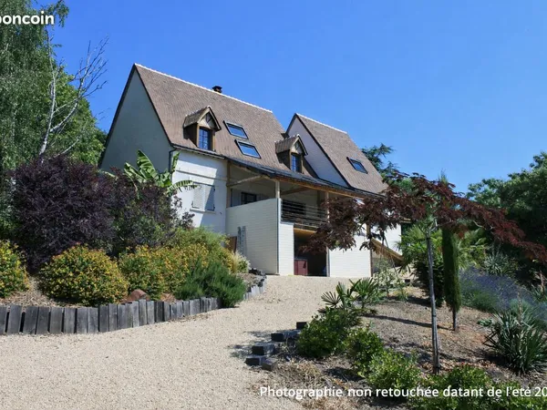 Maison 7 pièces 210 m² 