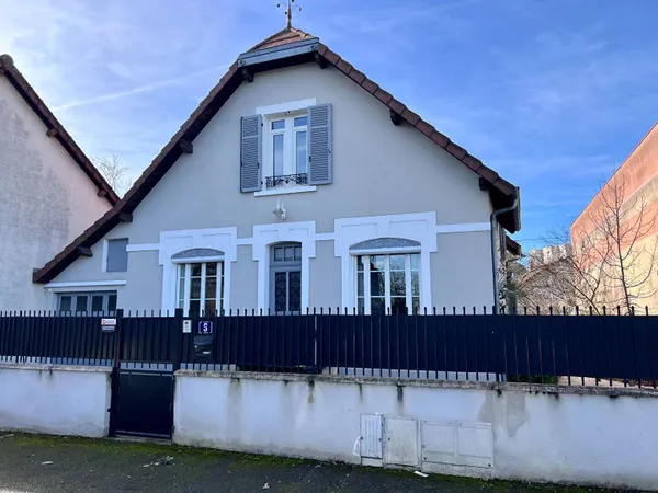 Maison 6 pièces 108 m² 