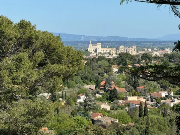 Appartement en frais réduits 4 pièces 130 m² 