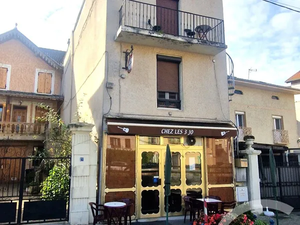Maison 7 pièces 92 m² 