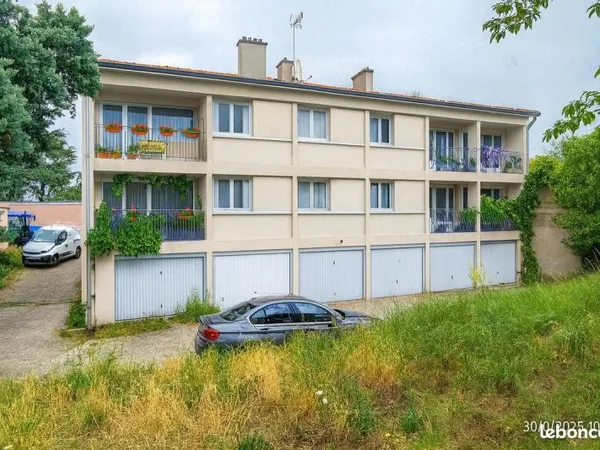 Immeuble 18 pièces 480 m²