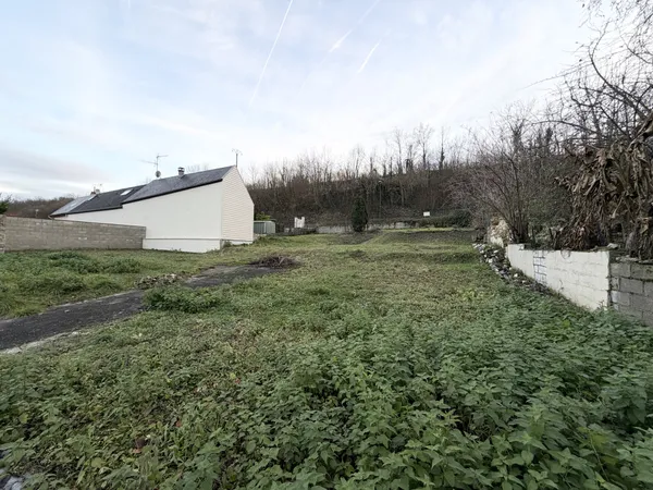 EXCLUSIVITÉ AMIENS SUD EST TERRAIN CONSTRUCTIBLE 