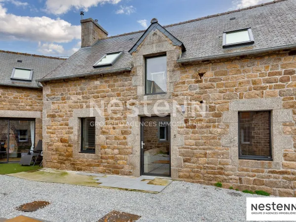 Maison en pierres, campagne de Plaintel , bel espace de vie, 3 chambres, jolies prestations ! 