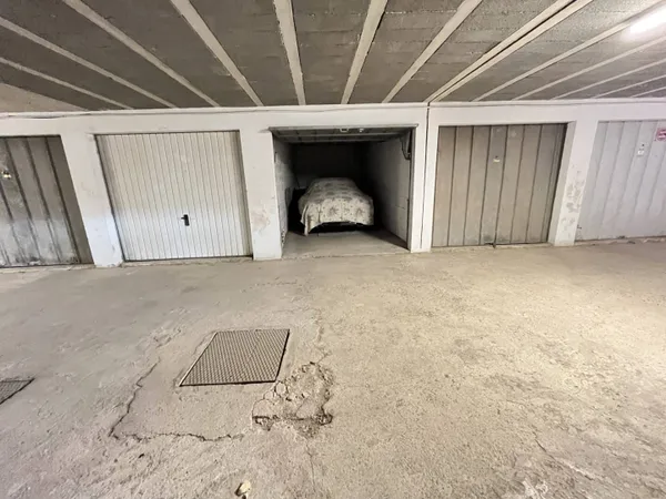 Parking 14 m² 