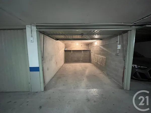 Parking 15 m² 