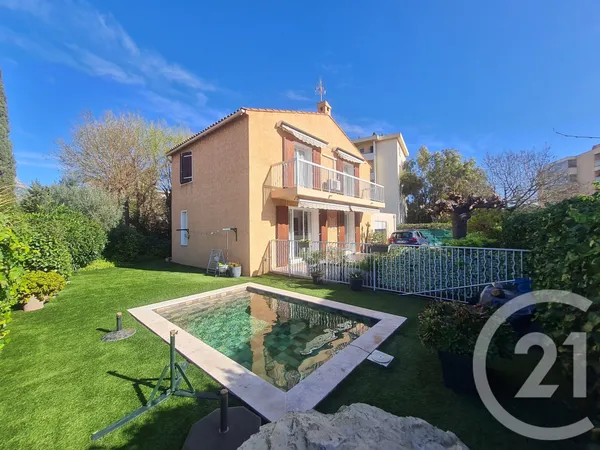 Maison 5 pièces 136 m² 