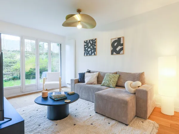 Loue appartement 104m² Mont Valérien - Lumineux T3/4 avec jardin, meublé, 2 chambres 