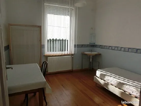Chambre meublée 