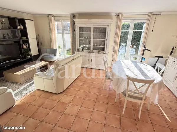 Maison 6 pièces 96 m² 